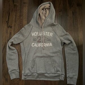 Hollister Gray Hoodie. Women’s. Small.